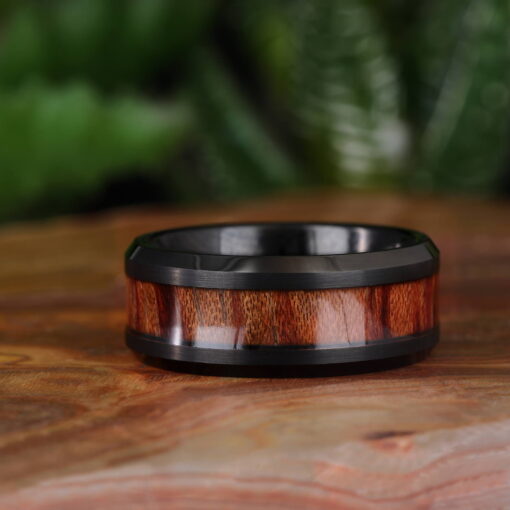 Steelwood Fusion – Men's Wood Inlay Tungsten Ring - Image 5