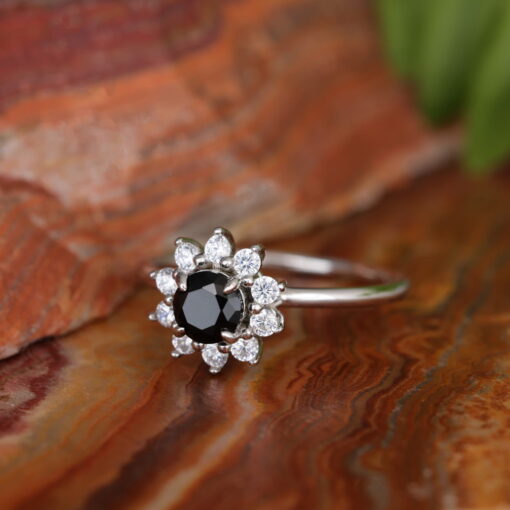 Raven's Kiss – Women's Sterling Silver Ring - Image 6