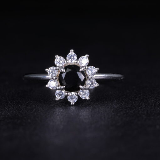 Raven's Kiss – Women's Sterling Silver Ring - Image 4
