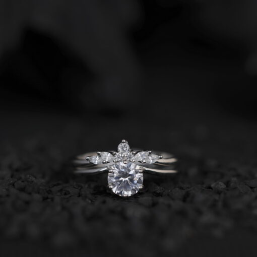 Angular Allure – Women's Sterling Silver Ring - Image 5
