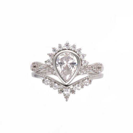 Bezel Beauty – Women's Sterling Silver Ring - Image 2